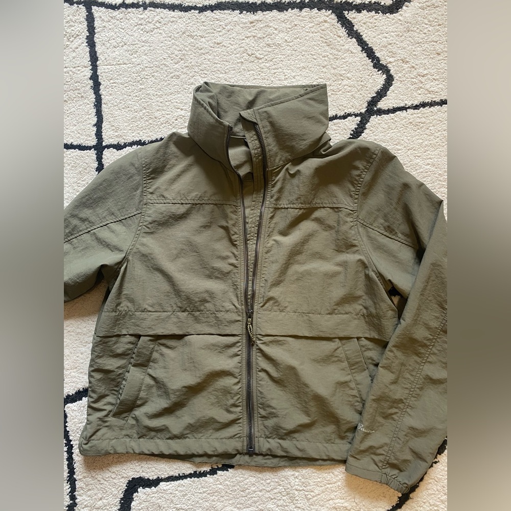 Eddie Bauer Jacket w/ stowaway hood - size S
